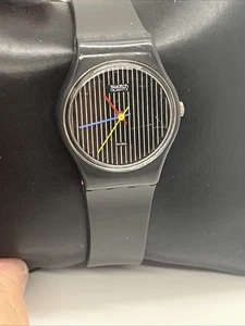 Swatch Vintage Nadelstreifen Damenuhr  - Bild 1 von 7