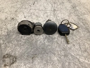 FORD TRANSIT MK7 BARRIL DE ENCENDIDO Y LLAVE DE PUERTA - B031 - Imagen 1 de 5