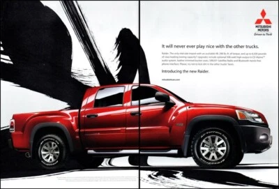 Camioneta pickup Mitsubishi Raider 2006 juega bien 2 páginas vintage anuncio impreso arte de pared Foto 1 de 3