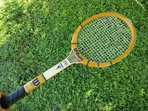 WILSON STYLIST NANCY RICHEY GUNTER STRATA-BOW WOODEN TENNIS RACKET VTG - Picture 1 of 24