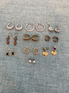 Vintage Estate (10) Pairs Pierced Earrings - Picture 1 of 3