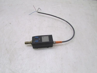 Festo SDE1-D10-G2-H18-C-P2-M8 192031 Pressure Sensor 1 Piece - Image 1 of 4