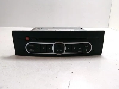 RENAULT LAGUNA II BG0/1 Musik-Player mit GPS 8200483748 1.90 Diesel 29802597 - Bild 1 von 4