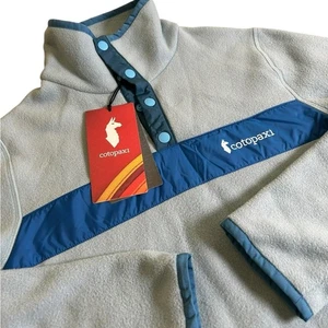COTOPAXI NUOVO CON ETICHETTE Teca Fleece Pullover Canzone delle Balene (Lt Blu) Donna Med Pile Riciclato - Foto 1 di 11