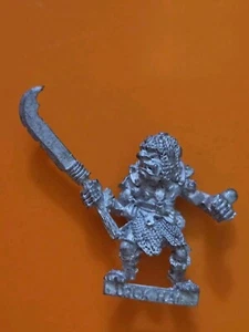 ME44 Uruk-hai LOTR Ciudadela Juegos Taller Gw Con Espada Tierra Media Oldhammer - Imagen 1 de 1