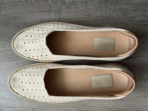 UGG Tammy Slip On Talla 7.5 Buen Estado - Imagen 1 de 13