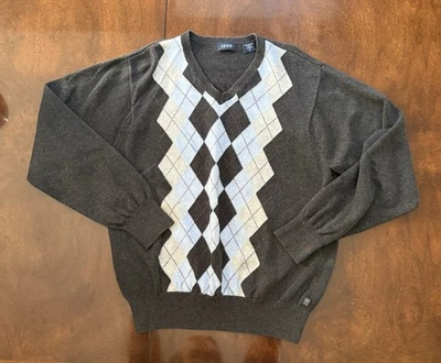 Suéter Izod Argyle Para Hombre Talla Mediana Gris Azul Tostado Cuello en V Foto 1 de 4