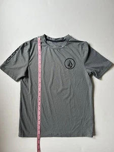 VOLCOM Boy Lido Short Sleeve Rash Guard Youth Surf Anti UV UPF 50 Size Medium - Picture 1 of 2