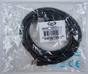 NEW! C2G 00406 12ft Cat5e Snagless Unshielded (UTP) Network Patch Ethernet Cable - Picture 1 of 4