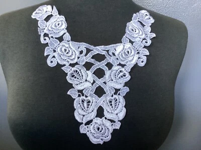 10 PCS LOVELY HEAVY WHITE FLORAL RAYON VENISE  COLLAR APPLIQUE - Image 1 of 4