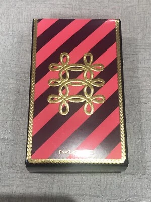 MAC Cosmetics Sweet Essential Nutcracker Brush Kit Set Limited Edition Brandneu - Bild 1 von 4