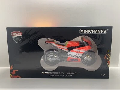 MINICHAMPS 1/12 VALENTINO ROSSI 2011 DUCATI DESMOSEDICI GP11.2 MOTOGP DIECAST - Immagine 1 di 3