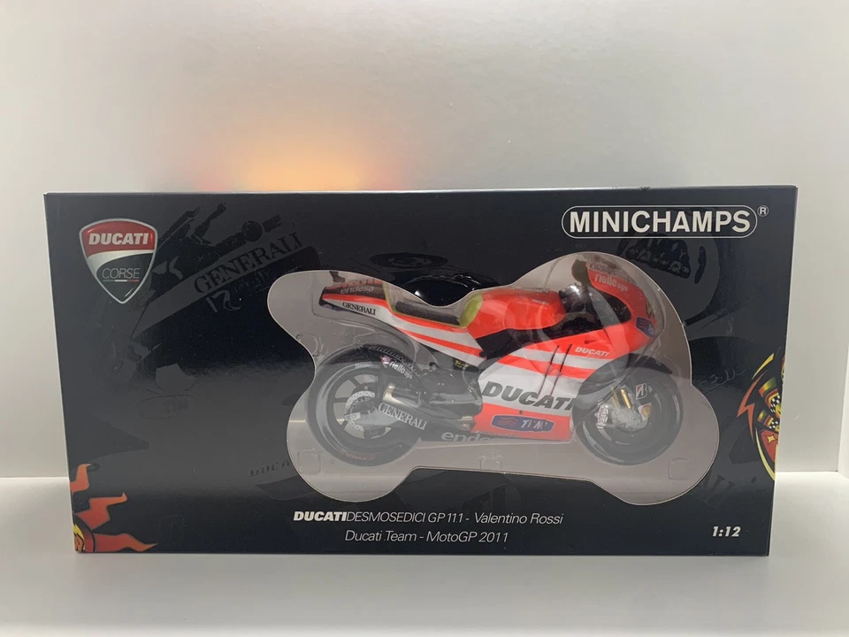 Minichamps 122112046 Ducati Desmosedici Gp11.2 Valentino Rossi MotoGP 2011