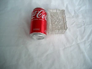 VINTAGE CRYSTAL CUT GLASS CIGARTETTE ASHTRAY WITH LID - Picture 1 of 7