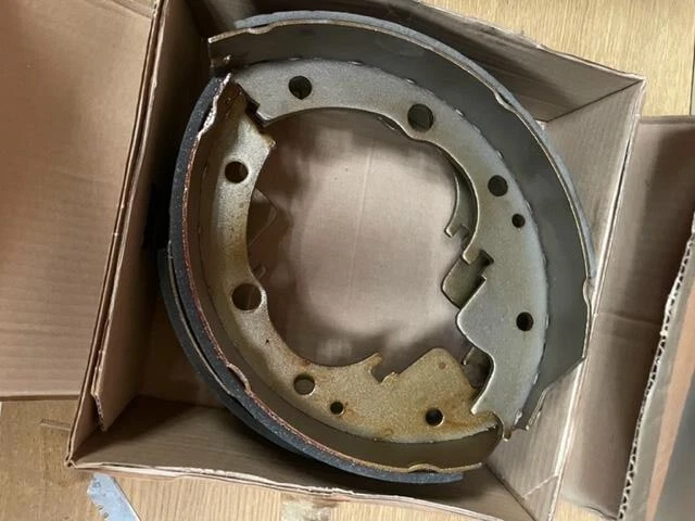 FOR SHERPA 200 300 LDV 400 CONVOY 2.4TD EAR BRAKE SHOES 254X70MM - Image 1 of 1