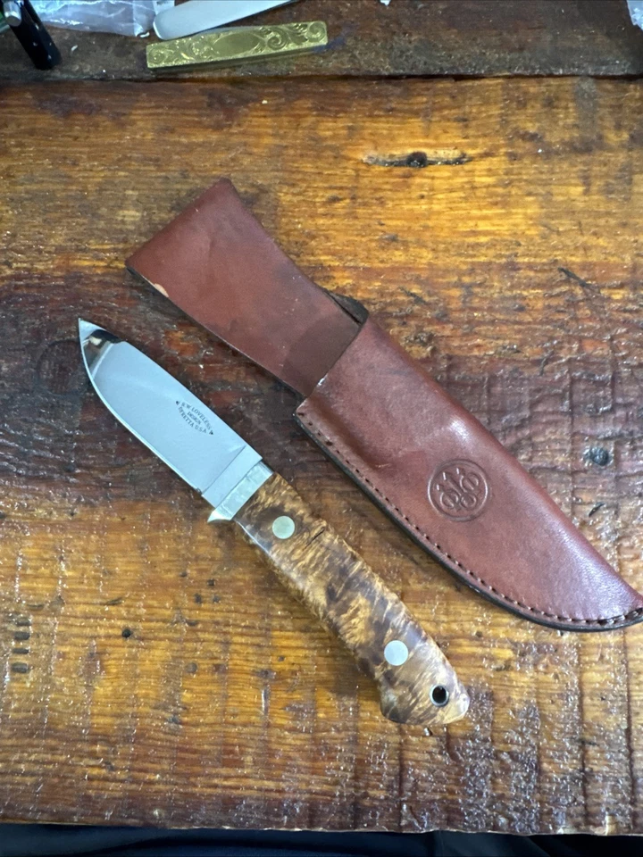 Vintage Beretta R. W Loveless design, Quince wood handle Fixed Blade Knife. - Image 1 of 4