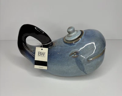 Estatuilla tetera ballena cerámica Boston Warehouse 9" largo azul nueva con etiquetas Foto 1 de 4