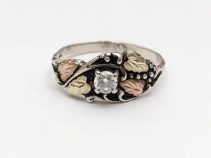 Black Hills Gold 10K Blätter + 925 Sterling Silber Ring & 4mm CZ Stein Größe 9,5 - Bild 1 von 8