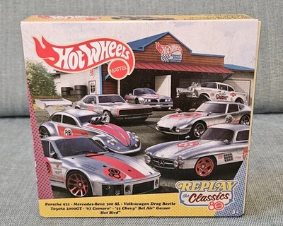 Hot Wheels Premium Replay the Classics 80s 7-Car Box Set Porsche Toyota Camaro - Imagem 1 de 4