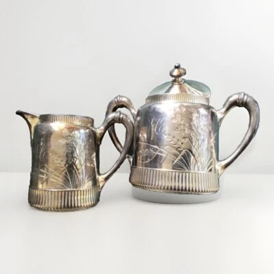 Antiguo azucarero y crema Meriden B Company cuádruple plato de plata Foto 1 de 4