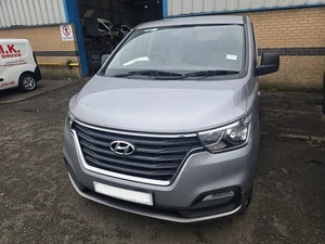 2019 Hyundai i800 2.5 CRDi SE Nav 5dr MPV Diesel Manual - Picture 1 of 9