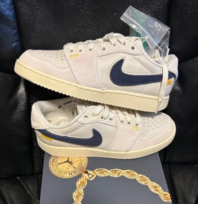 Union x Nike Air Jordan AJKO 1 Low SP Branco 2023 Union Sail Couro DZ4864-100 - Imagem 1 de 3