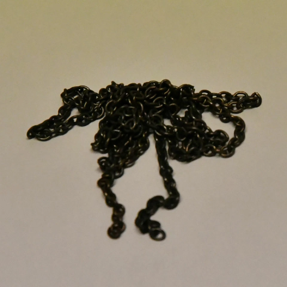 Mantua 32200 Chain Burnished Brass 2mm x 1mtr Model Boat Fittings - Image 1 of 1