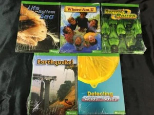 SET D: 30 Klasse 4 Harcourt Wissenschaftsbücher NEU VERSIEGELT! 5er-Packungen mit 6 Büchern - Bild 1 von 2