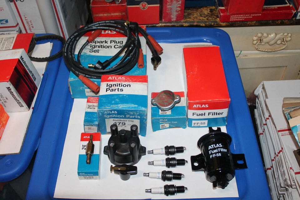 1985-1986-1987-1988 MITSUBISHI GALANT, CORDIA, TREDIA, PICK UP, PUESTA A PUNTO COLT VISTA Foto 1 de 4