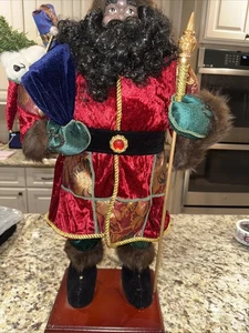 Statuina Babbo Natale afroamericana vestito velluto oro alto 25” con supporto 4895 - Foto 1 di 16