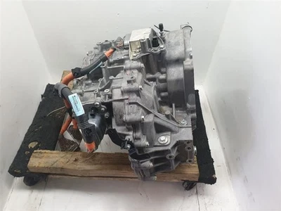 12-18 TOYOTA PRIUS V THREE 1.8L 4 CYLINDER FWD AUTOMATIC TRANSMISSION 2ZRFXE - Image 1 of 4