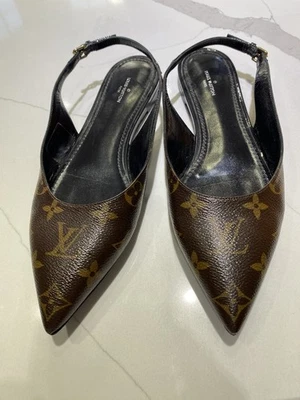 Louis Vuitton Slingback Monograma Planos Foto 1 de 4