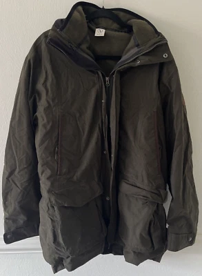 Chaqueta de abrigo de invierno verde talla mediana Aigle para hombre Foto 1 de 4