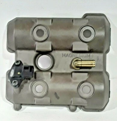 1998-2003 Suzuki TL1000R OEM Rear Valve Cover 11170-02F11  - Imagem 1 de 3