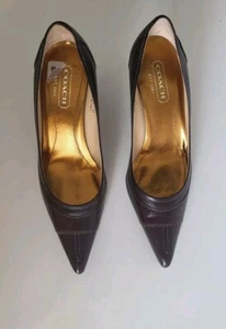 Zapatos de salón Coach Adena para mujer de cuero marrón con punta minimalistas talla 7B - Imagen 1 de 9