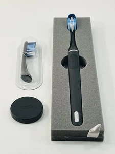Oral-B Clic Manual Toothbrush, Black, with 1 Bonus Replacement Brush Head - Picture 1 of 6