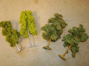 Spur N + Spur H0 ,  4  Laubbäume  10 cm  bis 12 cm hoch gebraucht  aber  super ! - Bild 1 von 1