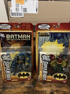 2005 DC Superheroes BATMAN And ROBIN Action Figure w/- NEW! - Picture 1 of 6
