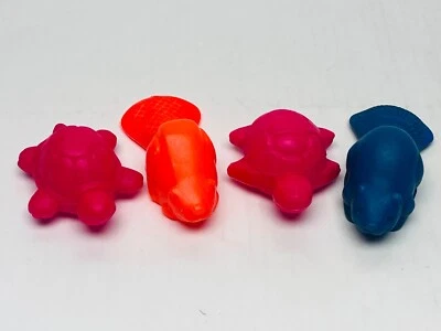 Vintage Gerber Animals Bath Toy Set 1984 Turtles & Beavers Set Colorful BIN 7 - Image 1 of 4