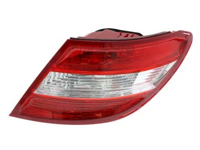 Luz trasera TYC 2049068402 Mercedes-Benz C300 C350 Foto 1 de 2