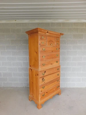 Thomasville Replicas Georgian Style Pine Chest on Chest - Image 1 of 4