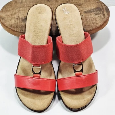 Sandalias de cuña de coral con zapatero italiano para mujer talla 8,0 M deslizables 2" acento dorado Foto 1 de 4