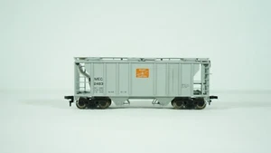 Atlas RTR HO Scale Maine Central MEC PS-2 Covered Hopper No. 1818 NEW W10 - Picture 1 of 14