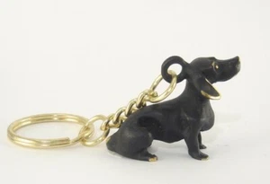 Walter BOSSE Vienna Key Ring DOG Dachshund Keychain Patinated Brass Bronze - Picture 1 of 3