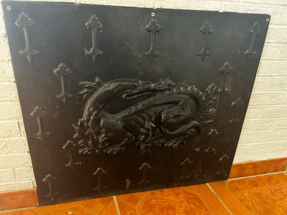 plaque fonte cheminée - Photo 1/1