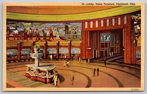 Postcard Lobby at Union Railroad Terminal Cincinnati Ohio *7339 - Picture 1 of 2