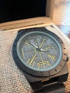 Viking Vegvisir wooden Watch - Excellent condition - Picture 1 of 5