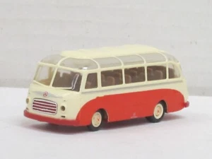 Kässbohrer Setra S 6 Bus / Reisebus in creme/rot ohne Box Brekina 1:87 - Bild 1 von 4