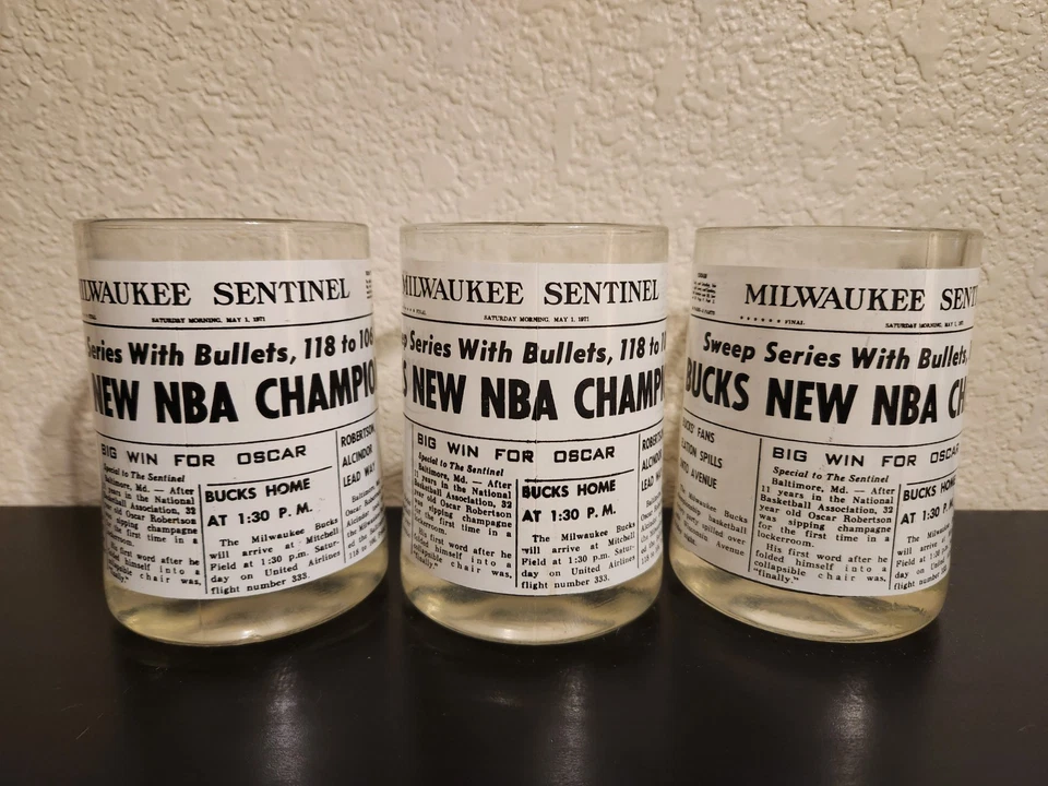 3 VINTAGE 1971 Milwaukee Bucks NBA Champions Glass Mugs Oscar Robertson Alcindor - Image 1 of 4
