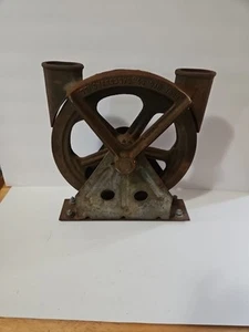 Antico Pignone Ingranaggio Catena Puleggia Industriale ENORME PESANTE Vintage Apri Garage? - Foto 1 di 18